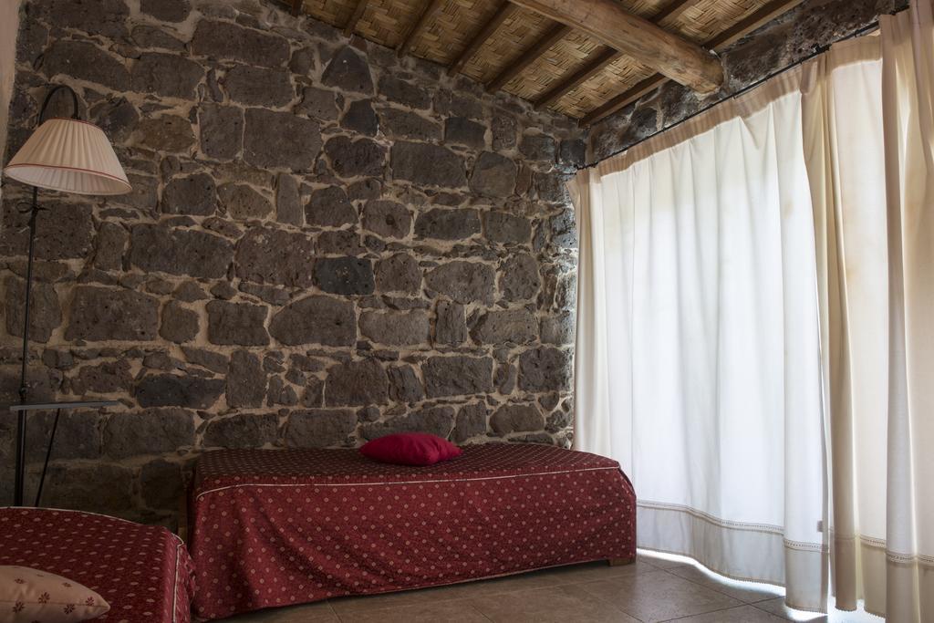 אבאסנטה Country Hotel Mandra Edera חדר תמונה